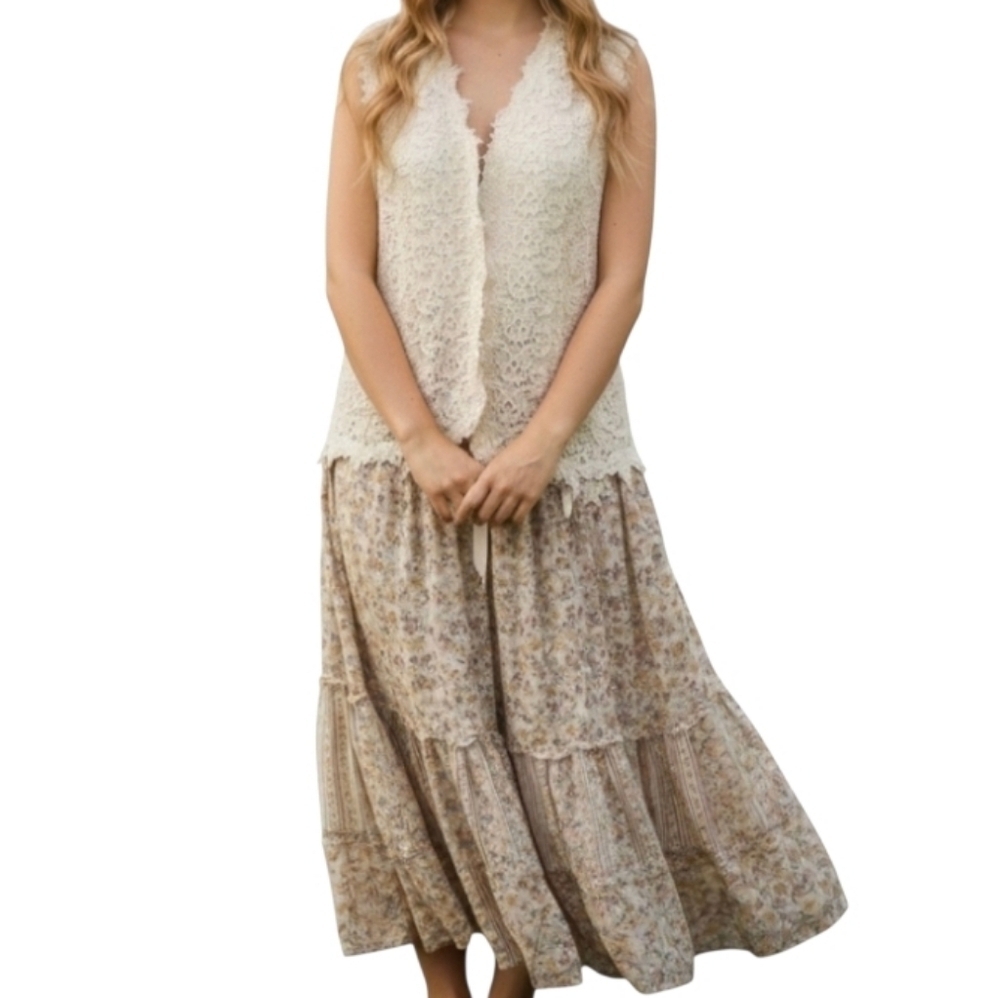 ​Vintage San André 1993 Cream Lace Sleeveless Vest | V-Neck | Size 12 | Cottage